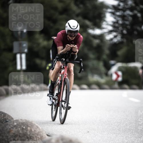 21.06.2026 - 29. Vierlanden-Triathlon H.Heesch http://msf.ph/oto/9887050 21.06.2026 10:43:04 Radfahren 122, 157, 273 meine-sportfotos.de