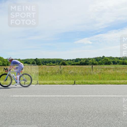 21.06.2026 - Viking Triathlon Michael Burmester http://msf.ph/oto/9887127 21.06.2026 11:55:12 Radfahren 183, 213, 342, 443, 443, 457, 609, 632, 666 meine-sportfotos.de