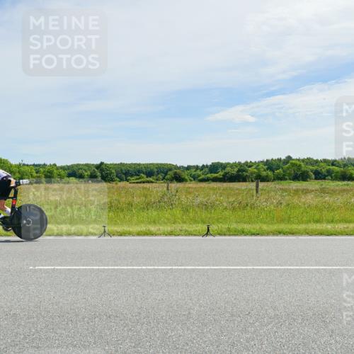 21.06.2026 - Viking Triathlon Michael Burmester http://msf.ph/oto/9887139 21.06.2026 11:55:19 Radfahren 183, 342, 443, 443, 457, 609, 632, 666 meine-sportfotos.de