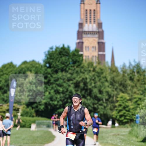 21.06.2026 - Viking Triathlon Michael Burmester http://msf.ph/oto/9887156 21.06.2026 16:24:16 Radfahren  meine-sportfotos.de