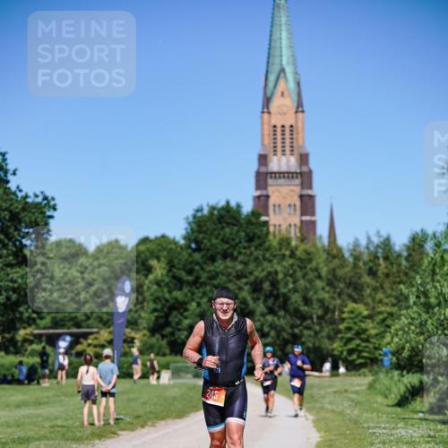 21.06.2026 - Viking Triathlon Michael Burmester http://msf.ph/oto/9887164 21.06.2026 16:24:17 Radfahren  meine-sportfotos.de