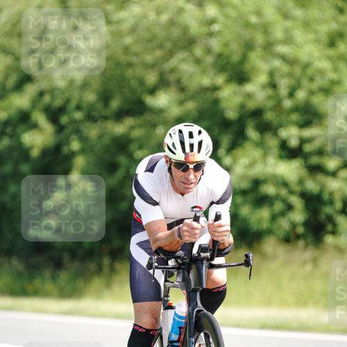 21.06.2026 - Viking Triathlon Michael Burmester http://msf.ph/oto/9887205 21.06.2026 11:31:50 Radfahren 14, 80, 88, 156, 195, 206, 302, 334, 379, 461, 542, 579 meine-sportfotos.de