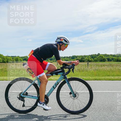 21.06.2026 - Viking Triathlon Michael Burmester http://msf.ph/oto/9887336 21.06.2026 11:57:15 Radfahren 25, 134, 137, 158, 190, 225, 253, 344, 369, 388, 449, 469, 547, 630, 630 meine-sportfotos.de