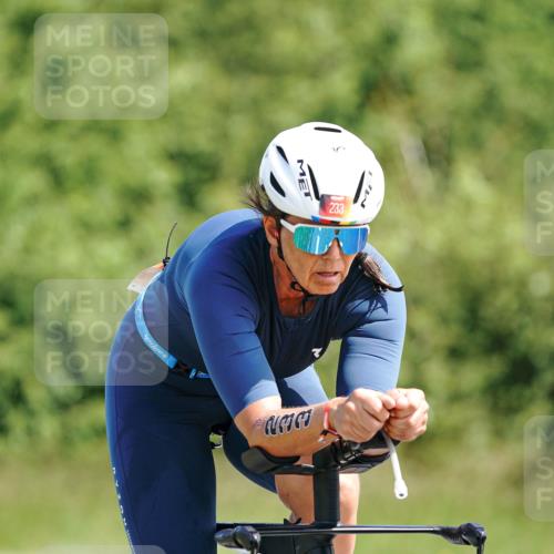 21.06.2026 - Viking Triathlon Michael Burmester http://msf.ph/oto/9887349 21.06.2026 11:32:54 Radfahren 69, 71, 107, 137, 151, 233, 243, 248, 274, 377, 414, 415, 423, 452, 516, 550, 574, 627, 641 meine-sportfotos.de