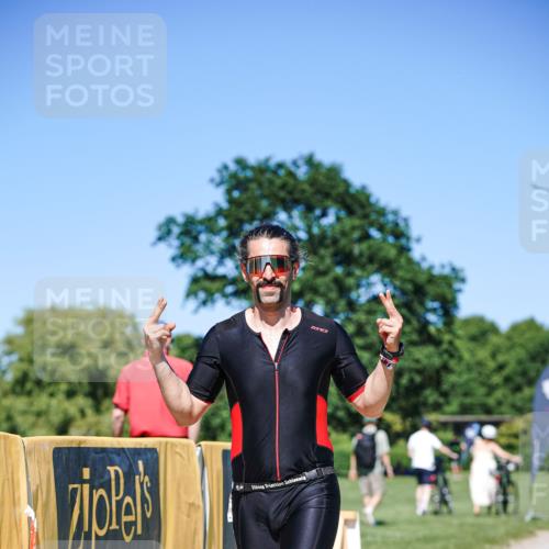 21.06.2026 - Viking Triathlon Michael Burmester http://msf.ph/oto/9887374 21.06.2026 16:25:04 Radfahren  meine-sportfotos.de