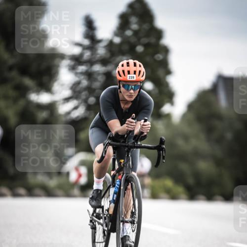 21.06.2026 - 29. Vierlanden-Triathlon H.Heesch http://msf.ph/oto/9887397 21.06.2026 10:44:02 Radfahren 109, 220, 228, 290, 357, 359 meine-sportfotos.de
