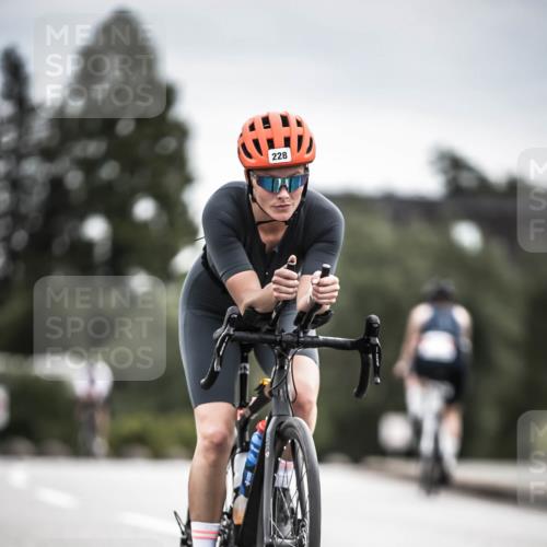 21.06.2026 - 29. Vierlanden-Triathlon H.Heesch http://msf.ph/oto/9887420 21.06.2026 10:44:03 Radfahren 109, 220, 228, 290, 357, 359 meine-sportfotos.de