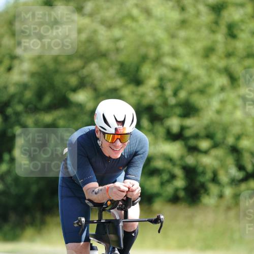 21.06.2026 - Viking Triathlon Michael Burmester http://msf.ph/oto/9887421 21.06.2026 11:33:07 Radfahren 69, 85, 107, 137, 243, 265, 274, 339, 377, 414, 421, 423, 452, 497, 516, 574 meine-sportfotos.de