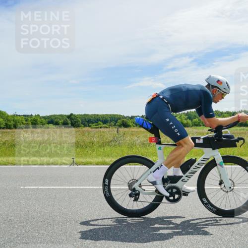 21.06.2026 - Viking Triathlon Michael Burmester http://msf.ph/oto/9887430 21.06.2026 11:58:29 Radfahren 5, 36, 36, 48, 164, 192, 208, 221, 223, 232, 251, 278, 312, 353, 466, 494, 517, 563, 654 meine-sportfotos.de