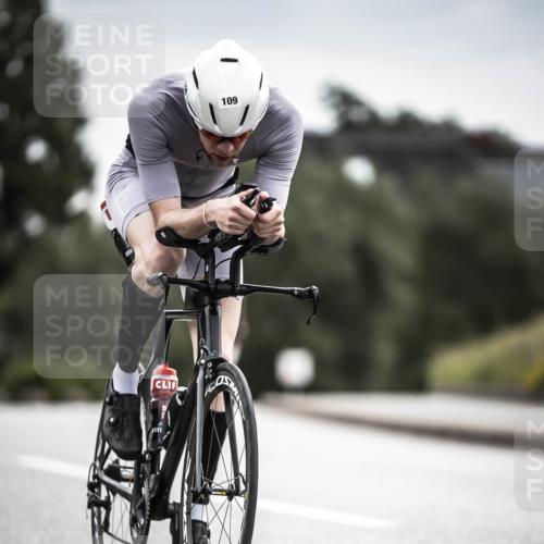 21.06.2026 - 29. Vierlanden-Triathlon H.Heesch http://msf.ph/oto/9887464 21.06.2026 10:44:05 Radfahren 50, 109, 220, 228, 245, 290, 357, 359 meine-sportfotos.de