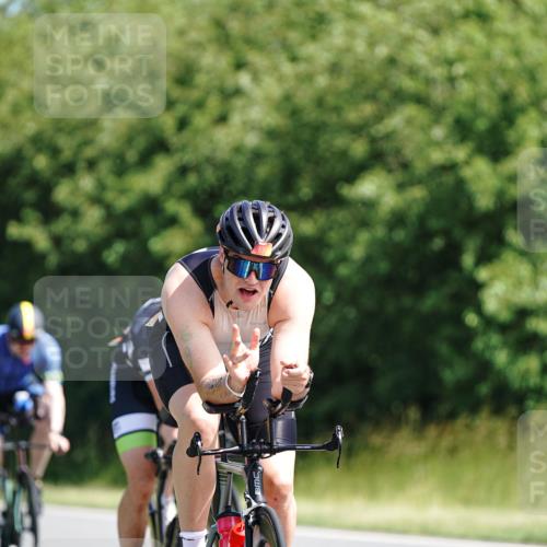 21.06.2026 - Viking Triathlon Michael Burmester http://msf.ph/oto/9887465 21.06.2026 11:33:12 Radfahren 69, 85, 107, 265, 274, 339, 377, 389, 403, 421, 423, 452, 457, 486, 497, 516, 520, 521, 574 meine-sportfotos.de