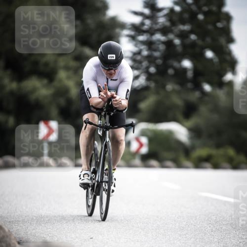 21.06.2026 - 29. Vierlanden-Triathlon H.Heesch http://msf.ph/oto/9887513 21.06.2026 10:44:08 Radfahren 50, 109, 135, 220, 245, 357, 359 meine-sportfotos.de