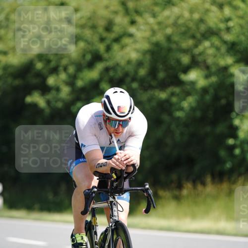 21.06.2026 - Viking Triathlon Michael Burmester http://msf.ph/oto/9887532 21.06.2026 11:33:29 Radfahren 85, 339, 376, 389, 403, 453, 453, 457, 486, 487, 487, 496, 497, 506, 520, 521 meine-sportfotos.de