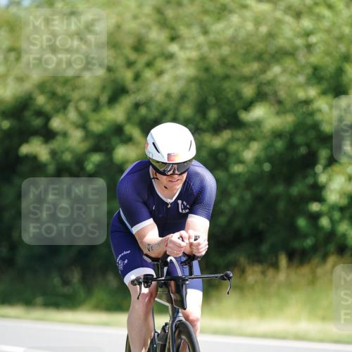 21.06.2026 - Viking Triathlon Michael Burmester http://msf.ph/oto/9887562 21.06.2026 11:33:31 Radfahren 85, 339, 376, 389, 403, 453, 453, 457, 486, 487, 487, 496, 506, 520, 521 meine-sportfotos.de