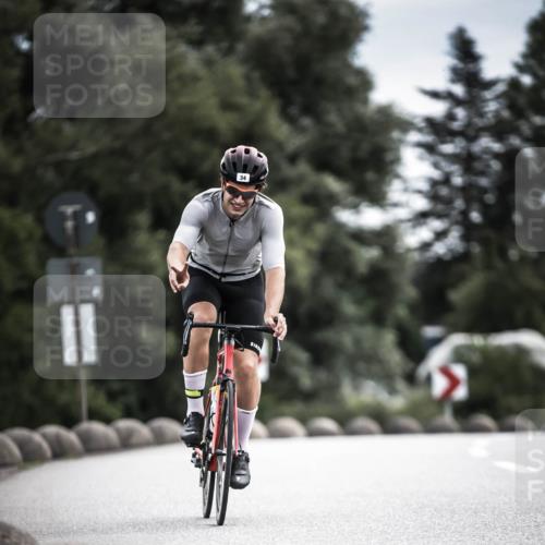 21.06.2026 - 29. Vierlanden-Triathlon H.Heesch http://msf.ph/oto/9887675 21.06.2026 10:44:50 Radfahren 34, 59, 191, 419, 452, 474 meine-sportfotos.de