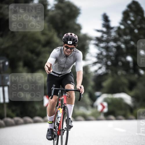 21.06.2026 - 29. Vierlanden-Triathlon H.Heesch http://msf.ph/oto/9887689 21.06.2026 10:44:50 Radfahren 34, 59, 191, 419, 452, 474 meine-sportfotos.de