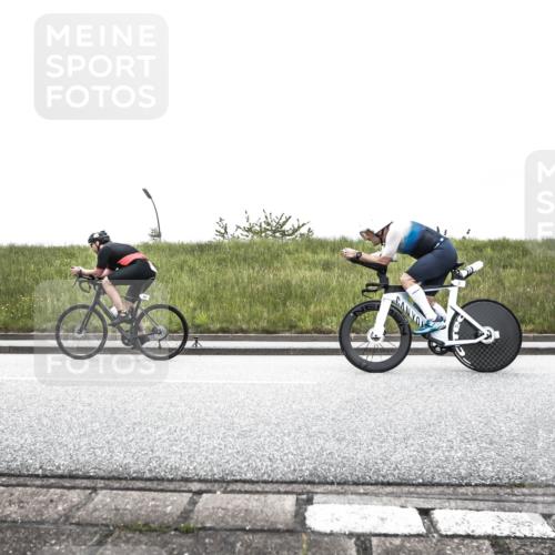 21.06.2026 - 29. Vierlanden-Triathlon H.Heesch http://msf.ph/oto/9895610 21.06.2026 09:40:20 Radfahren 3, 93, 116, 123 meine-sportfotos.de