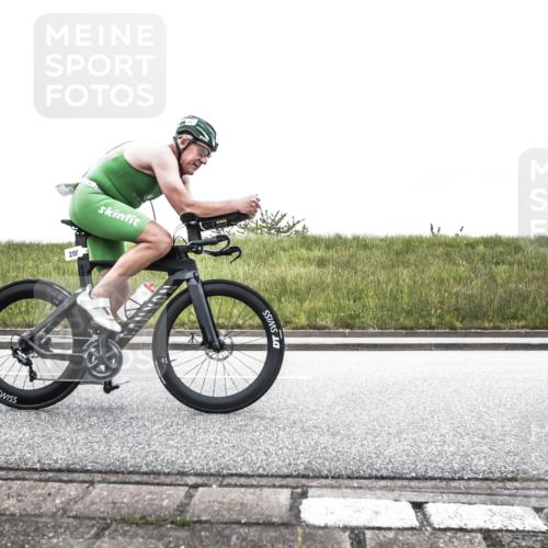 21.06.2026 - 29. Vierlanden-Triathlon H.Heesch http://msf.ph/oto/9895614 21.06.2026 09:41:34 Radfahren 205 meine-sportfotos.de