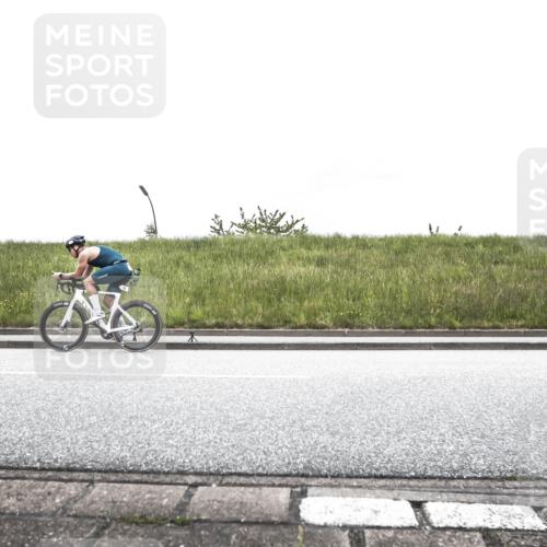 21.06.2026 - 29. Vierlanden-Triathlon H.Heesch http://msf.ph/oto/9895615 21.06.2026 09:44:20 Radfahren 74, 76, 190 meine-sportfotos.de