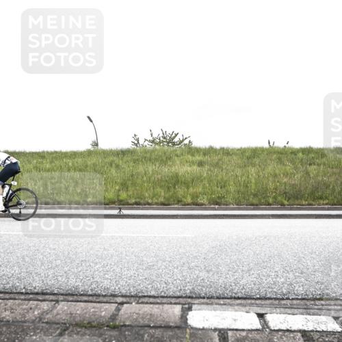 21.06.2026 - 29. Vierlanden-Triathlon H.Heesch http://msf.ph/oto/9895616 21.06.2026 09:44:27 Radfahren 63, 74, 183, 190, 302 meine-sportfotos.de