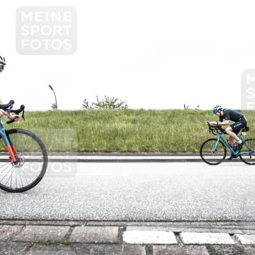 21.06.2026 - 29. Vierlanden-Triathlon H.Heesch http://msf.ph/oto/9895648 21.06.2026 09:49:59 Radfahren 46, 92, 217, 221, 229 meine-sportfotos.de