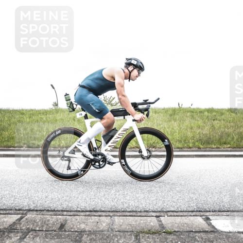21.06.2026 - 29. Vierlanden-Triathlon H.Heesch http://msf.ph/oto/9895660 21.06.2026 09:52:15 Radfahren 76, 84, 132, 169, 193, 1355 meine-sportfotos.de