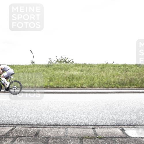 21.06.2026 - 29. Vierlanden-Triathlon H.Heesch http://msf.ph/oto/9895670 21.06.2026 09:55:52 Radfahren 35, 154 meine-sportfotos.de