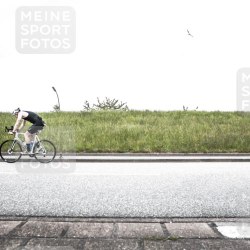 21.06.2026 - 29. Vierlanden-Triathlon H.Heesch http://msf.ph/oto/9895676 21.06.2026 09:59:37 Radfahren 34, 42, 82, 155, 166, 223, 255 meine-sportfotos.de