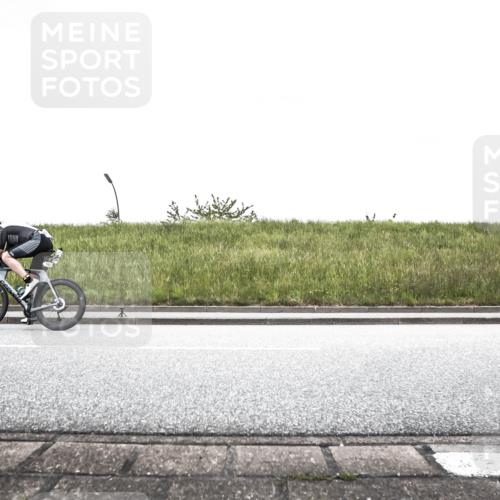 21.06.2026 - 29. Vierlanden-Triathlon H.Heesch http://msf.ph/oto/9895686 21.06.2026 10:00:58 Radfahren 61, 153, 281, 295, 335 meine-sportfotos.de