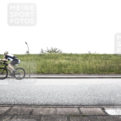 21.06.2026 - 29. Vierlanden-Triathlon H.Heesch http://msf.ph/oto/9895723 21.06.2026 10:14:11 Radfahren 37, 140, 190, 195, 238, 464 meine-sportfotos.de