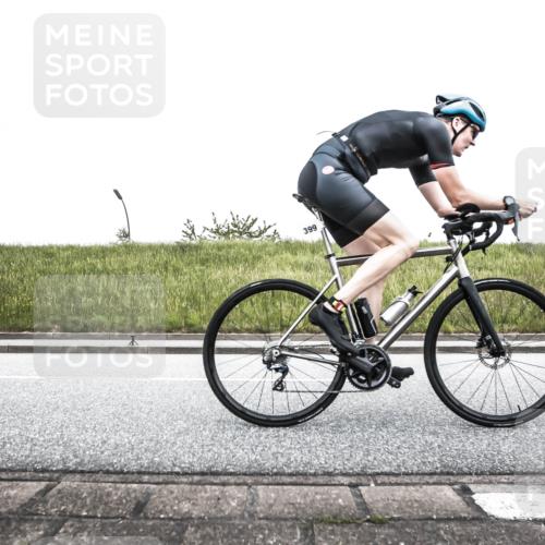 21.06.2026 - 29. Vierlanden-Triathlon H.Heesch http://msf.ph/oto/9895737 21.06.2026 10:17:09 Radfahren 8, 270, 399, 434, 459 meine-sportfotos.de