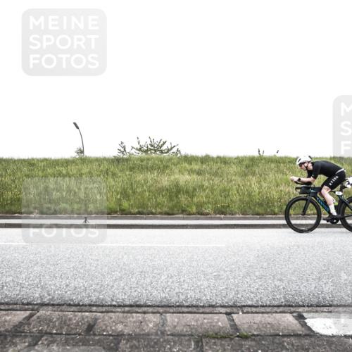 21.06.2026 - 29. Vierlanden-Triathlon H.Heesch http://msf.ph/oto/9895740 21.06.2026 10:17:36 Radfahren 77, 107, 116, 210, 211, 419, 445, 452 meine-sportfotos.de
