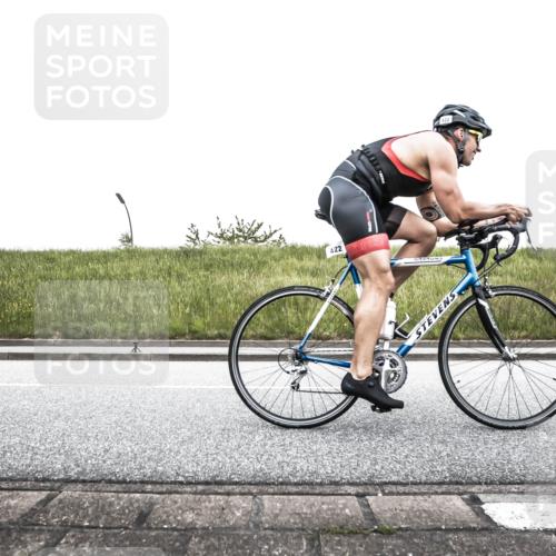 21.06.2026 - 29. Vierlanden-Triathlon H.Heesch http://msf.ph/oto/9895743 21.06.2026 10:17:59 Radfahren 3, 64, 422, 444, 474, 477 meine-sportfotos.de