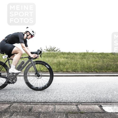 21.06.2026 - 29. Vierlanden-Triathlon H.Heesch http://msf.ph/oto/9895758 21.06.2026 10:19:28 Radfahren 171, 184, 242, 1356 meine-sportfotos.de