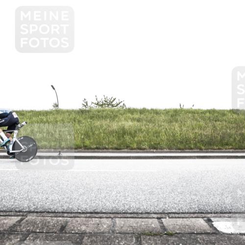 21.06.2026 - 29. Vierlanden-Triathlon H.Heesch http://msf.ph/oto/9895760 21.06.2026 10:19:33 Radfahren 171, 184, 242, 403, 455 meine-sportfotos.de