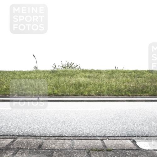 21.06.2026 - 29. Vierlanden-Triathlon H.Heesch http://msf.ph/oto/9895785 21.06.2026 10:21:16 Radfahren 158, 229, 411, 620, 1353 meine-sportfotos.de