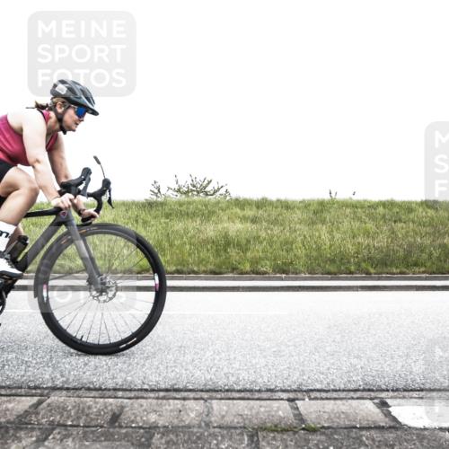 21.06.2026 - 29. Vierlanden-Triathlon H.Heesch http://msf.ph/oto/9895786 21.06.2026 10:21:20 Radfahren 229, 411, 609, 620, 1353 meine-sportfotos.de