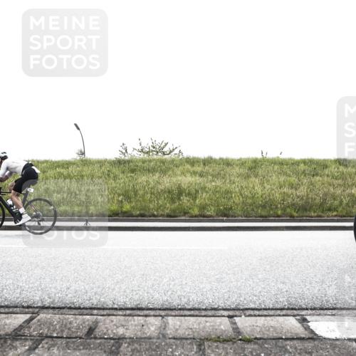 21.06.2026 - 29. Vierlanden-Triathlon H.Heesch http://msf.ph/oto/9895803 21.06.2026 10:45:29 Radfahren 36, 81, 153, 161, 243, 412, 417 meine-sportfotos.de