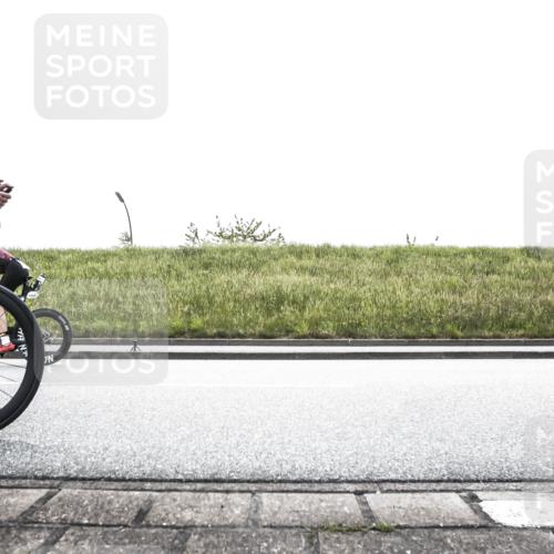 21.06.2026 - 29. Vierlanden-Triathlon H.Heesch http://msf.ph/oto/9895846 21.06.2026 10:48:38 Radfahren 29, 171, 210, 270, 477, 1354 meine-sportfotos.de
