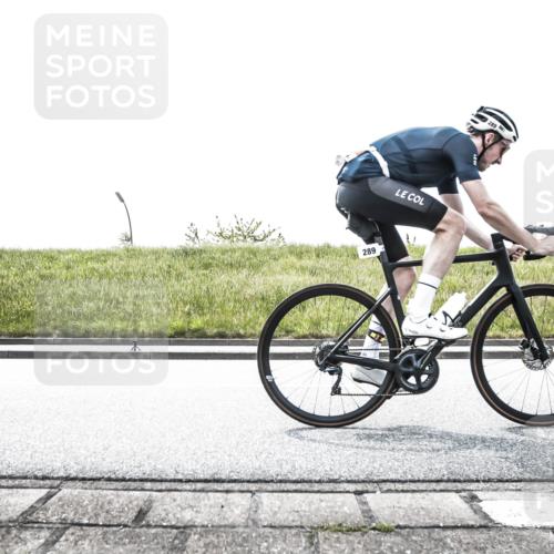 21.06.2026 - 29. Vierlanden-Triathlon H.Heesch http://msf.ph/oto/9895859 21.06.2026 10:49:33 Radfahren 151, 241, 289 meine-sportfotos.de