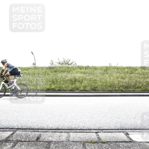 21.06.2026 - 29. Vierlanden-Triathlon H.Heesch http://msf.ph/oto/9895877 21.06.2026 10:50:57 Radfahren 120, 126, 195, 403, 435, 446, 463 meine-sportfotos.de