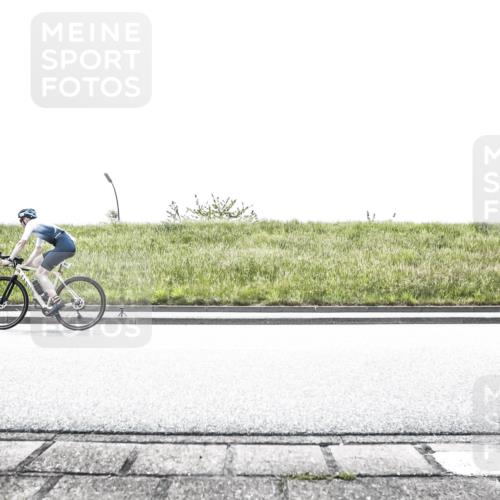 21.06.2026 - 29. Vierlanden-Triathlon H.Heesch http://msf.ph/oto/9895892 21.06.2026 10:51:29 Radfahren 5, 86, 295, 401, 423, 427, 478, 564 meine-sportfotos.de
