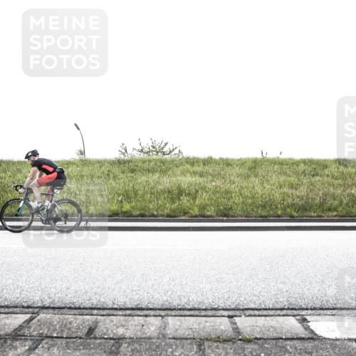 21.06.2026 - 29. Vierlanden-Triathlon H.Heesch http://msf.ph/oto/9895936 21.06.2026 10:53:32 Radfahren 48, 114, 461 meine-sportfotos.de