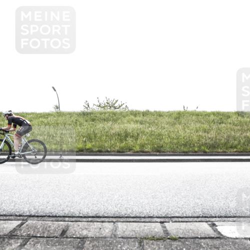 21.06.2026 - 29. Vierlanden-Triathlon H.Heesch http://msf.ph/oto/9895941 21.06.2026 10:53:58 Radfahren 59, 100, 245, 513, 600 meine-sportfotos.de