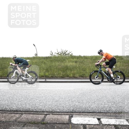 21.06.2026 - 29. Vierlanden-Triathlon H.Heesch http://msf.ph/oto/9895997 21.06.2026 09:36:28 Radfahren 23, 111, 216, 283 meine-sportfotos.de