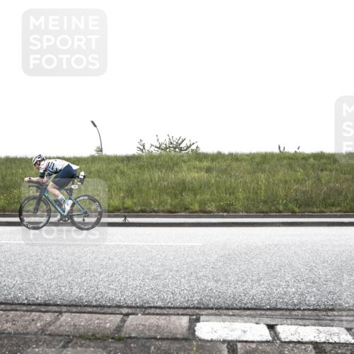 21.06.2026 - 29. Vierlanden-Triathlon H.Heesch http://msf.ph/oto/9896015 21.06.2026 09:37:39 Radfahren 30, 290 meine-sportfotos.de