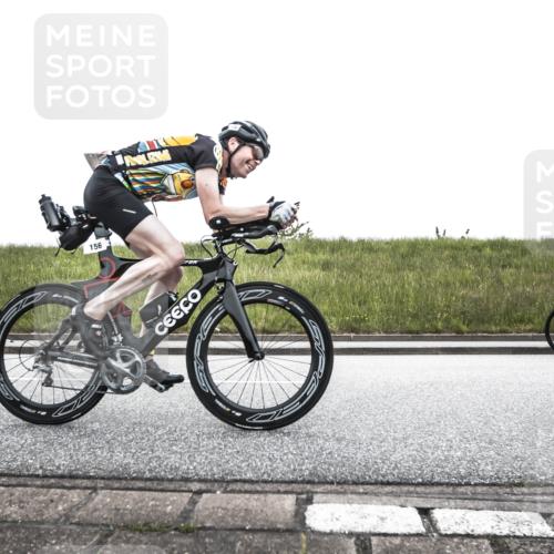 21.06.2026 - 29. Vierlanden-Triathlon H.Heesch http://msf.ph/oto/9896023 21.06.2026 09:37:58 Radfahren 156, 240 meine-sportfotos.de