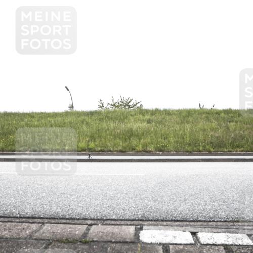21.06.2026 - 29. Vierlanden-Triathlon H.Heesch http://msf.ph/oto/9896037 21.06.2026 09:39:00 Radfahren 212 meine-sportfotos.de
