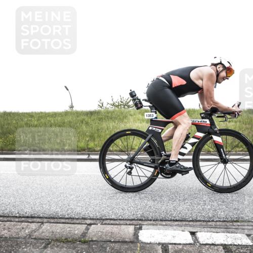 21.06.2026 - 29. Vierlanden-Triathlon H.Heesch http://msf.ph/oto/9896085 21.06.2026 09:41:45 Radfahren 15, 41, 48, 89, 146, 1353 meine-sportfotos.de