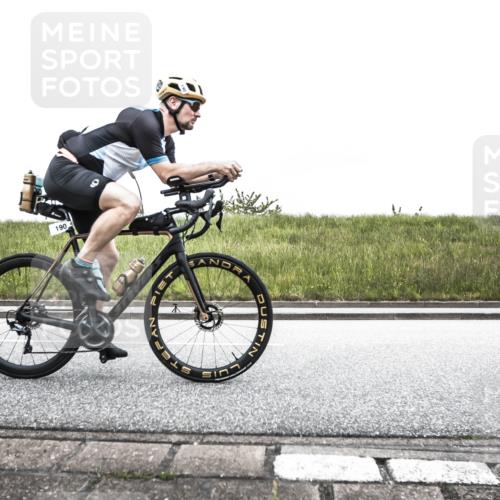 21.06.2026 - 29. Vierlanden-Triathlon H.Heesch http://msf.ph/oto/9896147 21.06.2026 09:44:24 Radfahren 74, 183, 190 meine-sportfotos.de